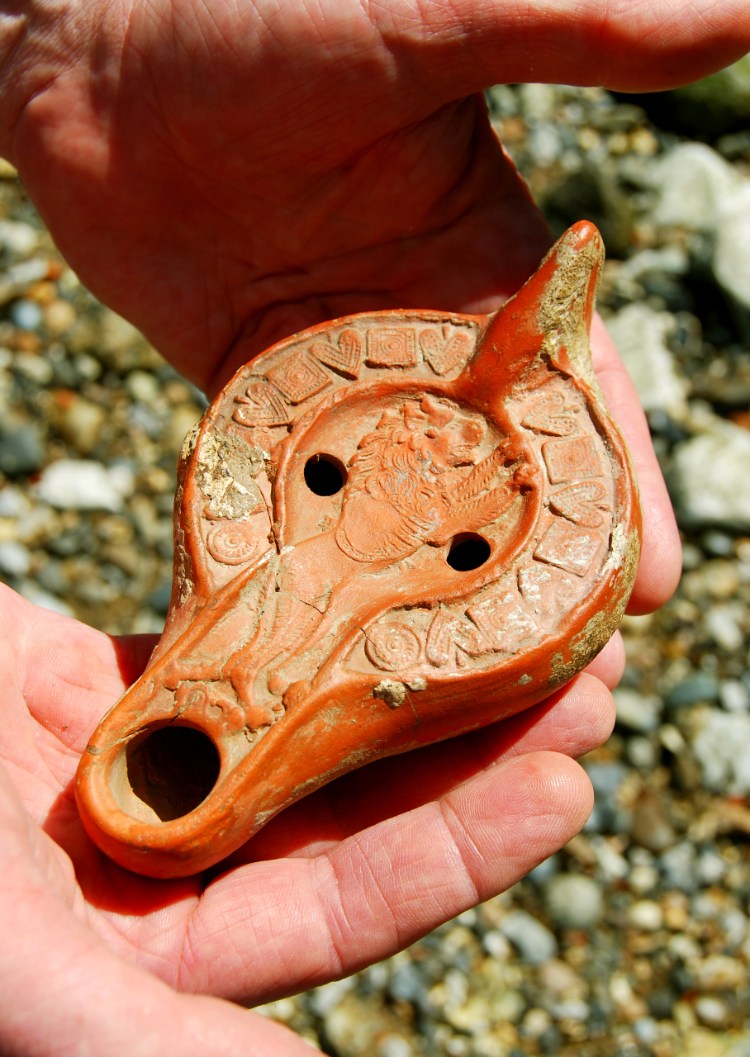 Roman oil lamp
